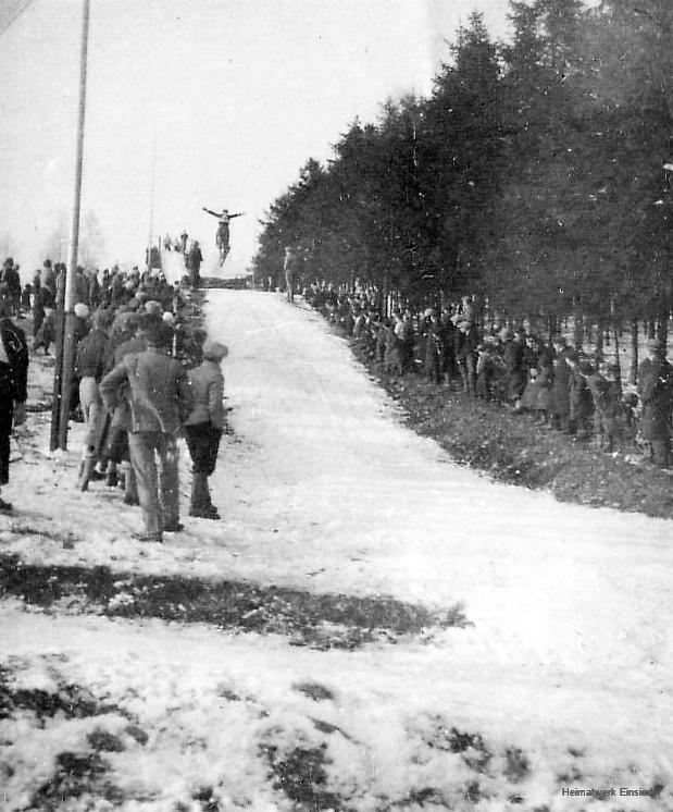 Erste Sprungschanze in Einsiedel um 1935 in der Ziegenschweiz